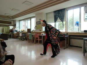 東さん踊り (2)